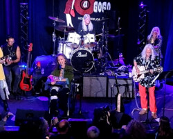 Another performance shot.